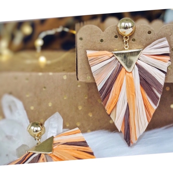 NEW! Geometric Raffia Tassel Stud Post Earrings - Picture 3 of 10